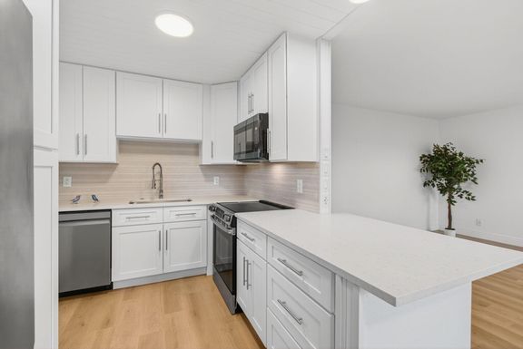 332 Brittany G, Delray Beach, FL 33446