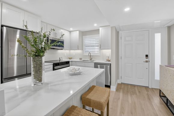 775 Jeffery, Boca Raton, FL 33487