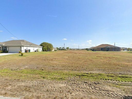 523 25th, Cape Coral, FL 33993