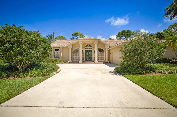 227 Shorewood, Jupiter, FL 33458