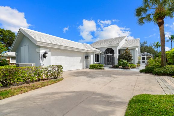 2368 Saratoga Bay, West Palm Beach, FL 33409