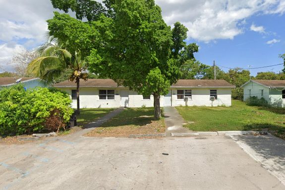 4565 Coconut, Lake Worth, FL 33461