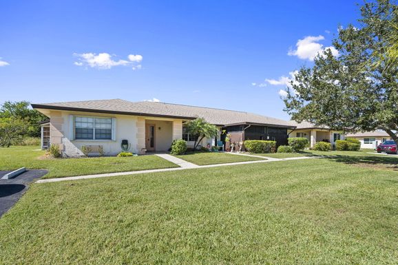 5847 Moss, Fort Pierce, FL 34982