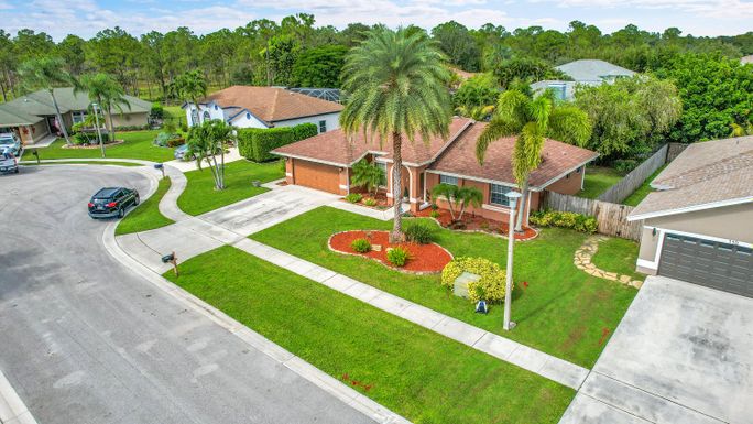 112 Laurel, Royal Palm Beach, FL 33411