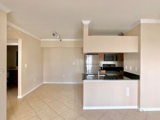 6466 Emerald Dunes, West Palm Beach, FL 33411