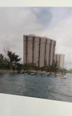 5200 Flagler, West Palm Beach, FL 33407