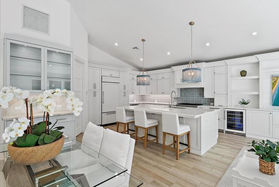 189 Shelter, Jupiter Inlet Colony, FL 33469