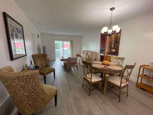 1117 Lake, Boynton Beach, FL 33426