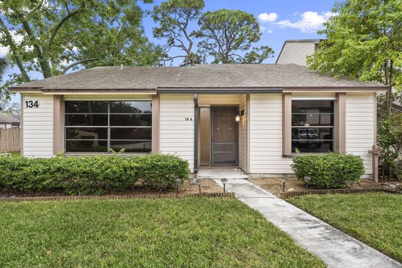 134 Sherwood, Jupiter, FL 33458
