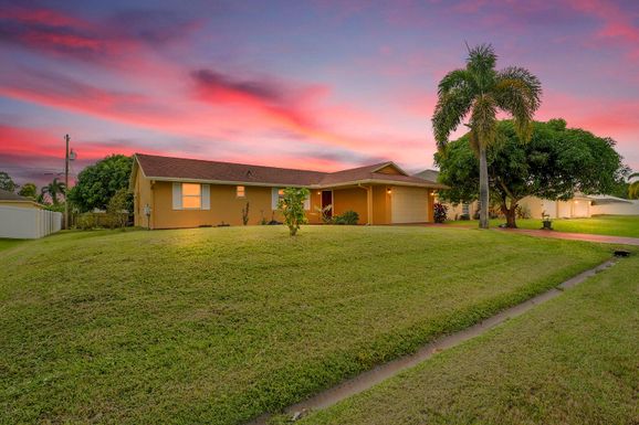 1652 Crawford, Port Saint Lucie, FL 34953