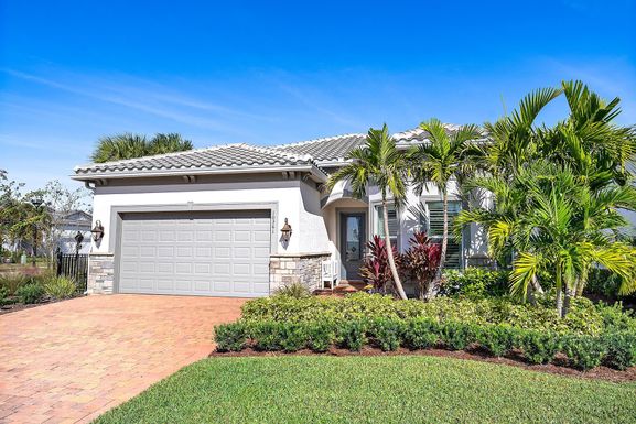 10361 Northbrook, Palm Beach Gardens, FL 33412