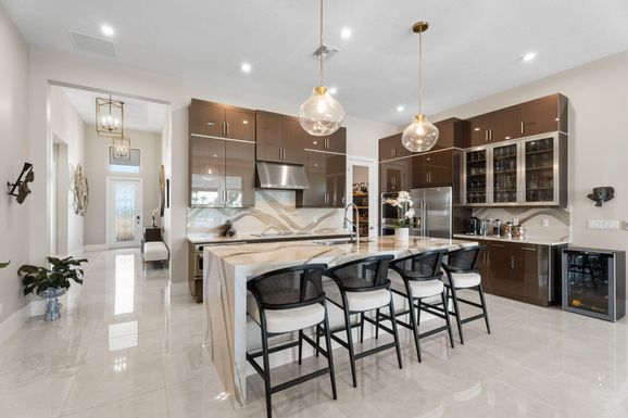 8688 Cantante, Port Saint Lucie, FL 34987