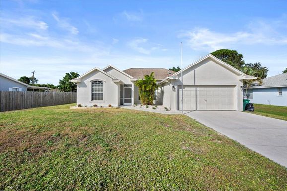 233 Glentry, Port Saint Lucie, FL 34983