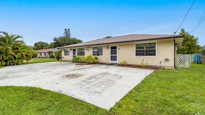 604 Roselyn, Fort Pierce, FL 34982