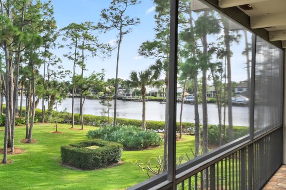 9200 Riverfront, Jupiter, FL 33469
