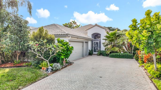 11853 Fountainside, Boynton Beach, FL 33437