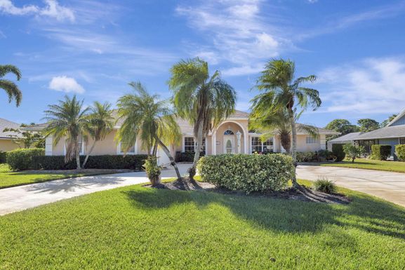 4395 Gator Trace, Fort Pierce, FL 34982