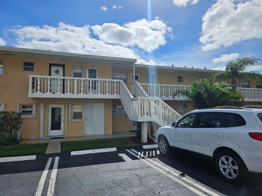 2182 1st, Boynton Beach, FL 33435