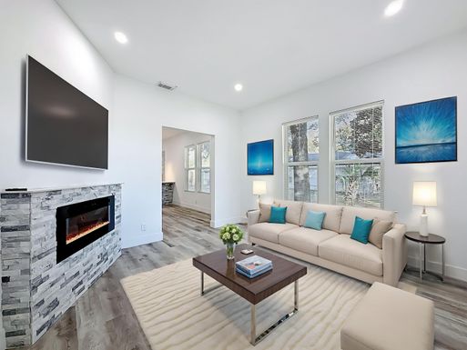 644 Willow Branch, Jacksonville, FL 32205