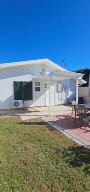 2127 Shelter, Port Saint Lucie, FL 34952