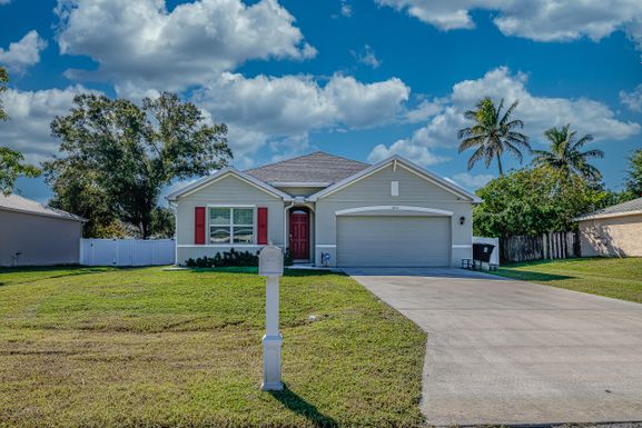 2402 Gillette, Port Saint Lucie, FL 34952