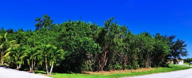 3909 Leesburg, Port Saint Lucie, FL 34953