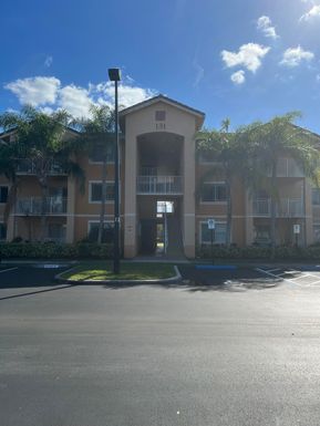 131 Palm 203, Port Saint Lucie, FL 34986