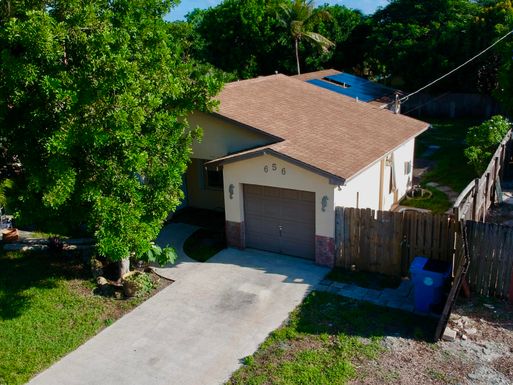 656 1st, Boynton Beach, FL 33426