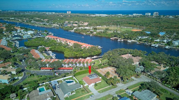 2289 Windsor, Palm Beach Gardens, FL 33410