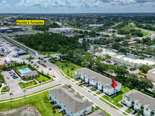 235 Woodbark, Port Saint Lucie, FL 34984