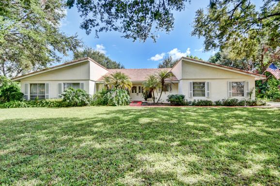 17808 Boniello, Boca Raton, FL 33496