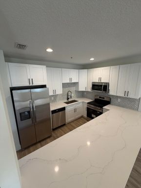 4187 Main, Jupiter, FL 33458