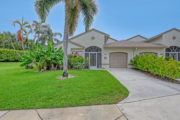9789 Boca Gardens, Boca Raton, FL 33496