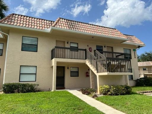 6748 Palmetto, Boca Raton, FL 33433