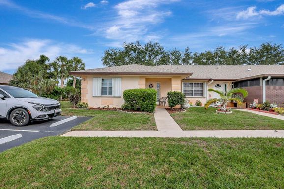 5840 Summerfield, Fort Pierce, FL 34982