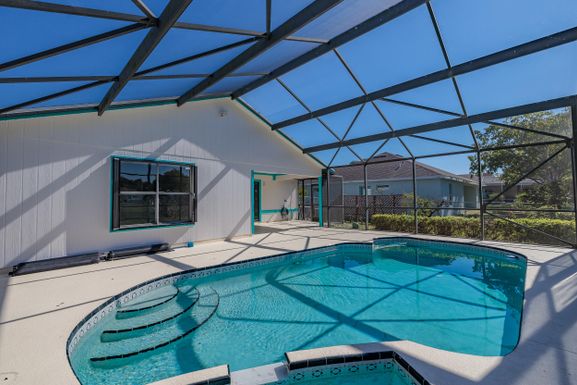 2352 West Blackwell, Port Saint Lucie, FL 34952