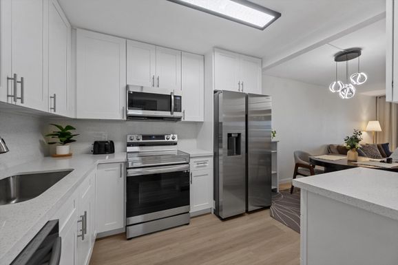 9273 8th, Boca Raton, FL 33428