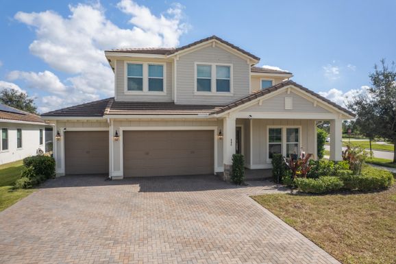984 Sterling Pine, Loxahatchee, FL 33470