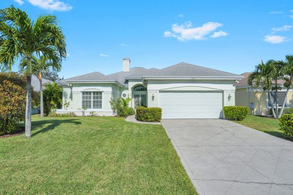 11017 Harken, Jupiter, FL 33469