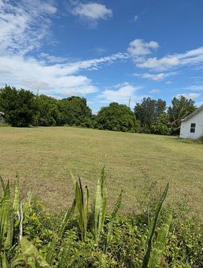 4610 Luzon, Lake Worth, FL 33461