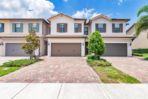 8243 Cinch, Lake Worth, FL 33467