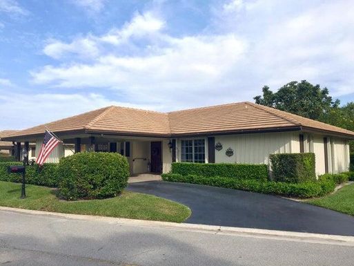 496 Forestview, Atlantis, FL 33462