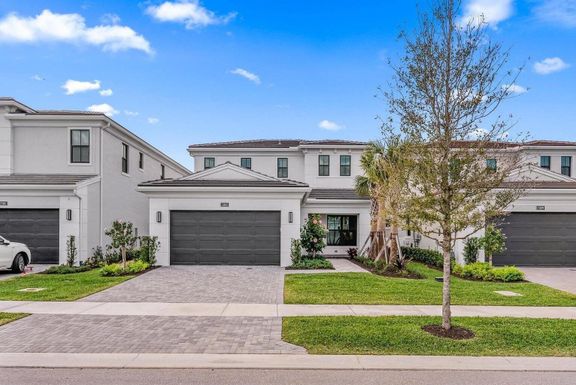 13185 Faberge, Palm Beach Gardens, FL 33418
