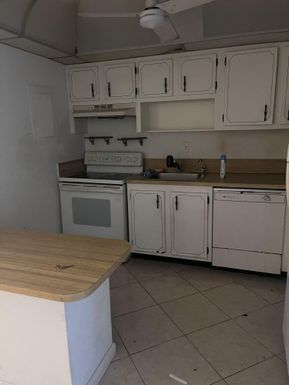 7300 17th, Plantation, FL 33313