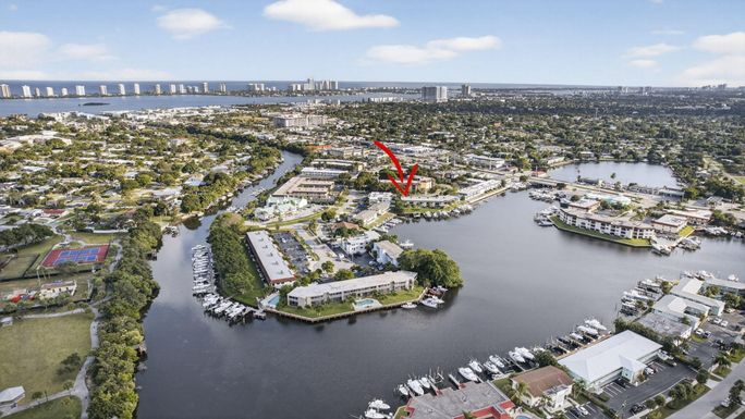 326 Southwind, North Palm Beach, FL 33408