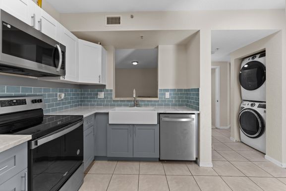 1165 Golden Lakes, West Palm Beach, FL 33411