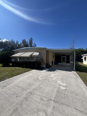 222 W Caribbean, Port Saint Lucie, FL 34952