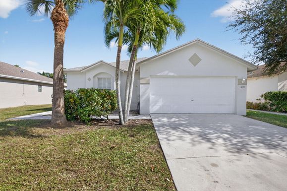 1430 Red Apple, West Palm Beach, FL 33415