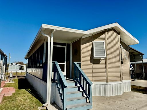 24 Shell, Okeechobee, FL 34974