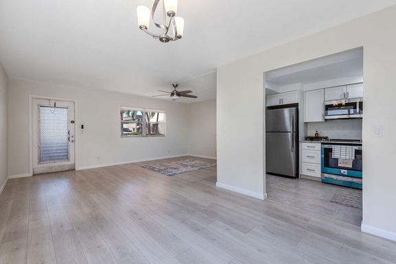 7 Saxony A, Delray Beach, FL 33446